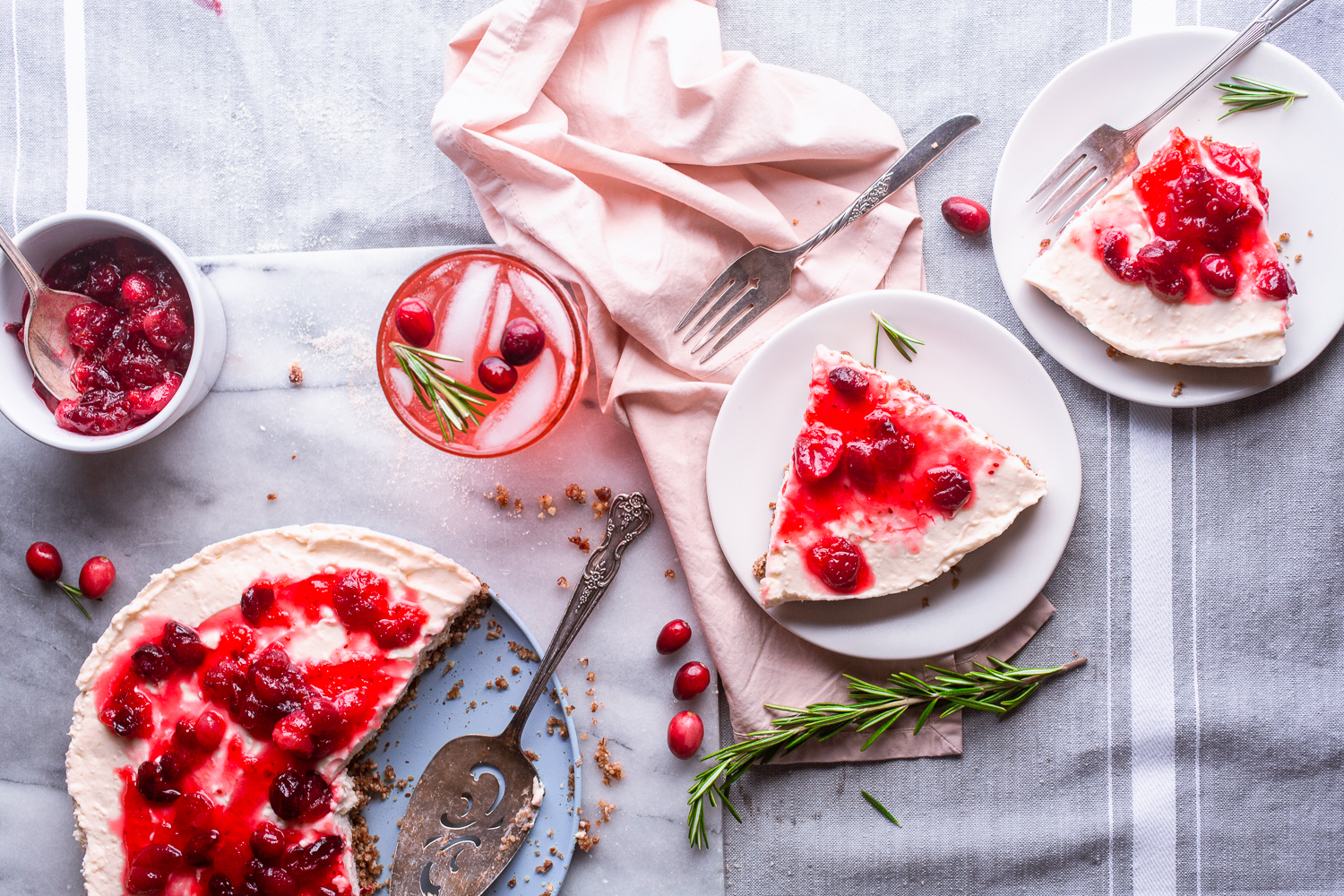 Cranberry cheesecake Tart - Food Photography - Frenchly