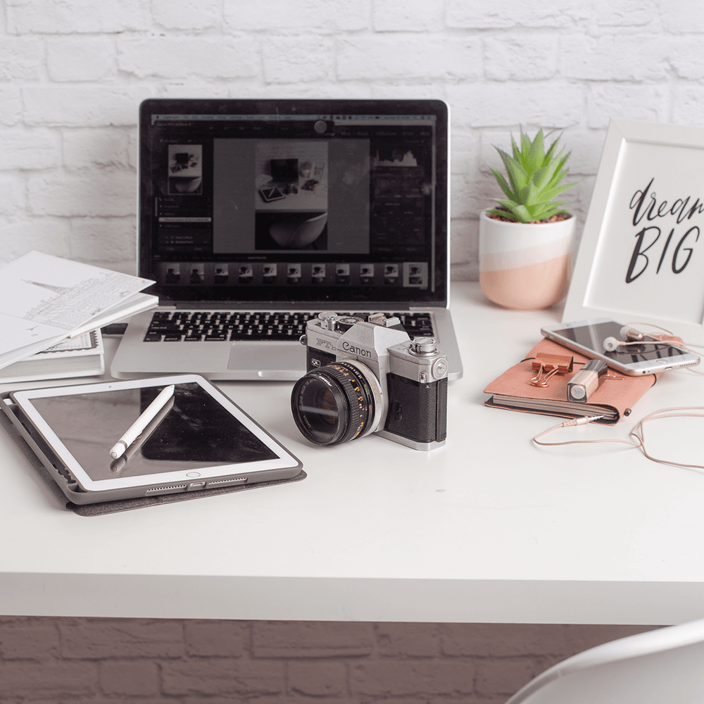 How-To-Get-Photography-Clients:-Where-To-Find-The-Perfect-Clients